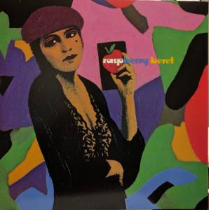 PRINCE & THE REVOLUTION - RASPBERRY BERET (NEW MIX) / SHE'S ALWAYS IN MY HAIR (NEW MIX)